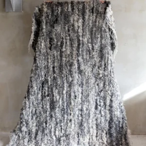 Gotlandi sõlmitud lambanahkadest vaip