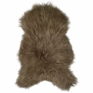 Islandi värvitud lambanahk